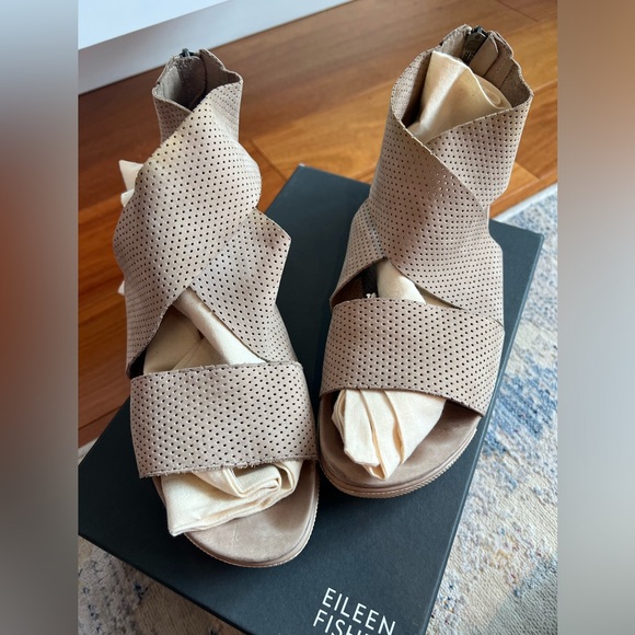 Eileen Fisher Sandals - Picture 1 of 4